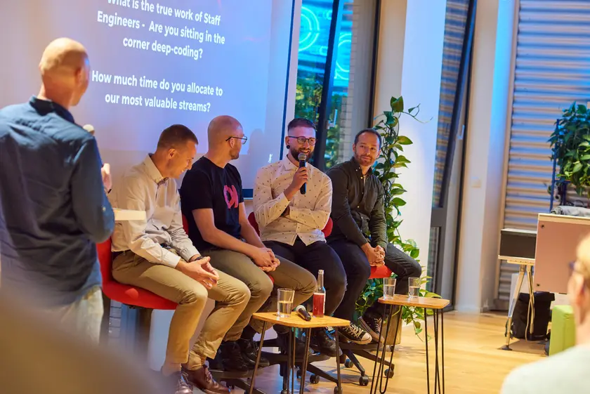 Engineering leaders at an ELC meetup